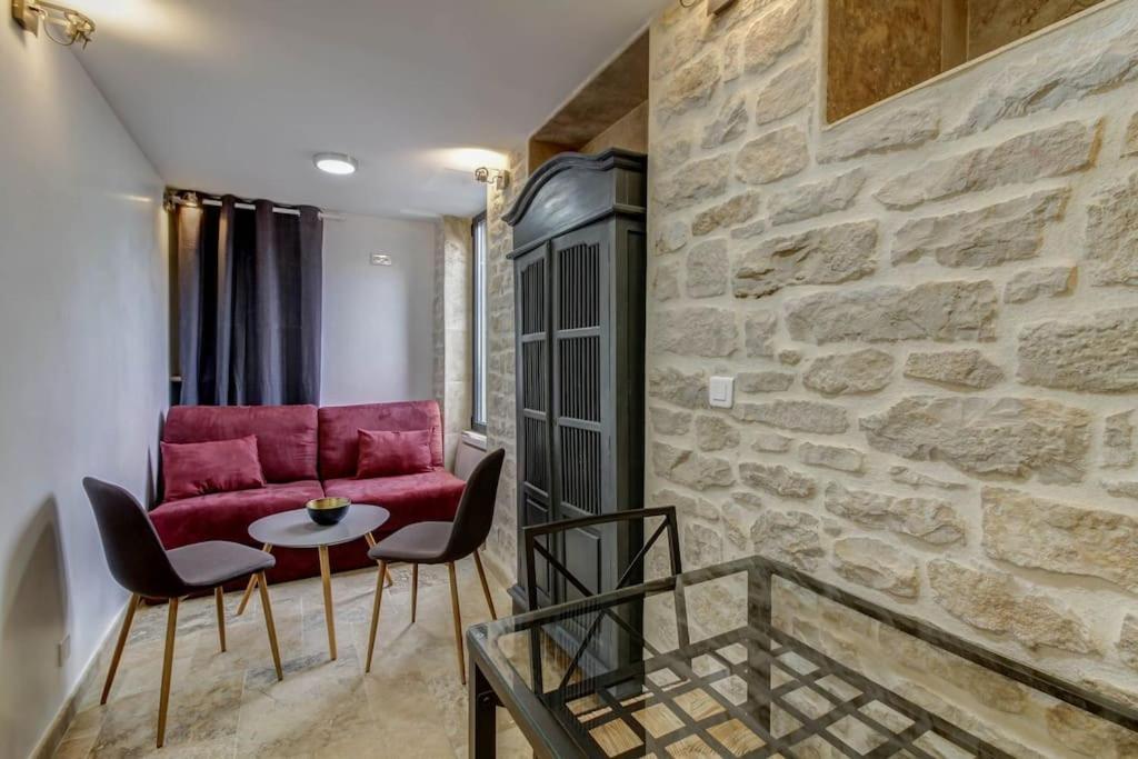 La Cachette - Topdestination-Dijon - Centre Ville - Classe 3 Etoiles Dış mekan fotoğraf