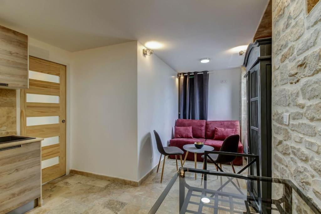 La Cachette - Topdestination-Dijon - Centre Ville - Classe 3 Etoiles Dış mekan fotoğraf