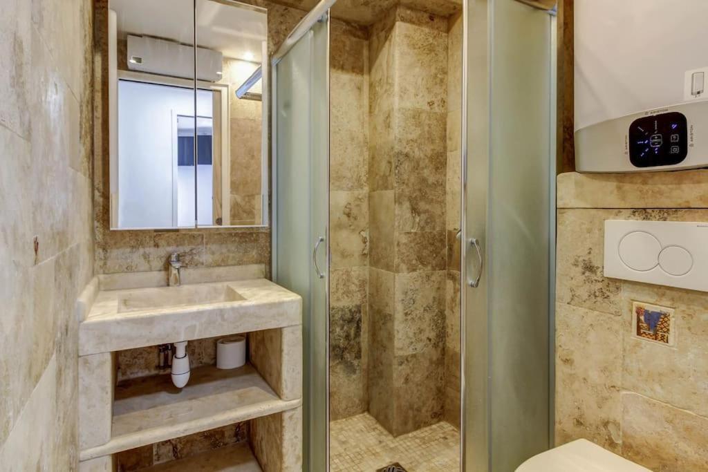 La Cachette - Topdestination-Dijon - Centre Ville - Classe 3 Etoiles Dış mekan fotoğraf